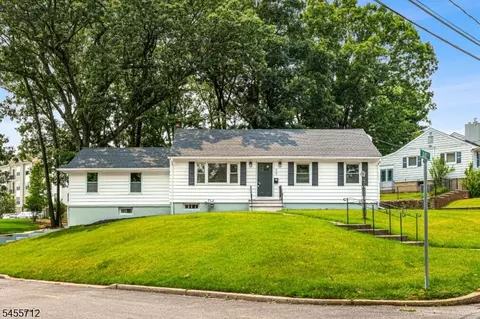 Exterior - 76 Dawn Ave, North Haledon, NJ 07508 photo 2 of 6