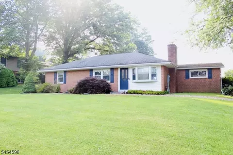 206 Ridge Rd, Phillipsburg, NJ 08865