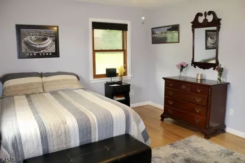Bedroom - 206 Ridge Rd, Phillipsburg, NJ 08865 photo 3 of 6