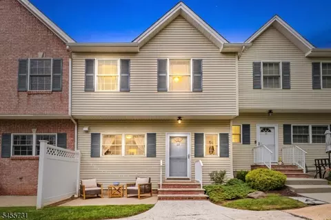 29 Riga Ct, Scotch Plains, NJ 07076