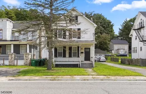 36 Bank St, Sussex, NJ 07461