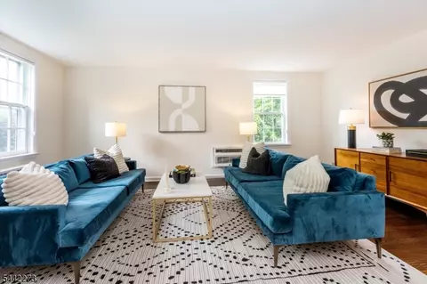 101 Gates Ave #4, Montclair, NJ 07042
