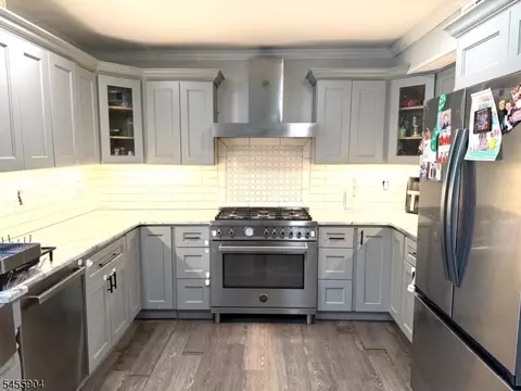 Kitchen - 67 Coventry Rd, Wayne, NJ 07470 photo 5 of 8