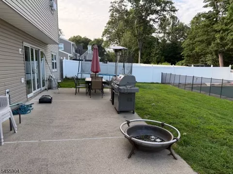 Exterior - 67 Coventry Rd, Wayne, NJ 07470 photo 7 of 7
