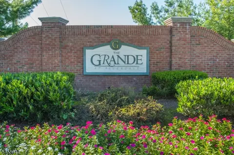 1420 Wharton Ct #1420, Riverdale, NJ 07457