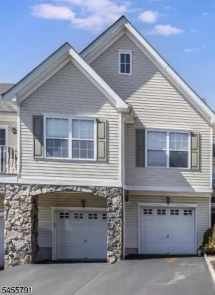 173 Terrace Ct #/16, Pompton Lakes, NJ 07442