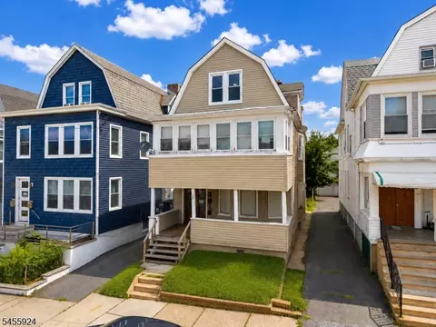 38 Headley Ter, Irvington, NJ 07111