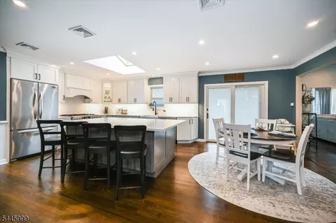 Kitchen - 5 Harmer Ter, Wayne, NJ 07470 photo 1 of 3