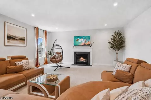 Living - 2 Vansickle Ct, Landing, NJ 07850 photo 1 of 2