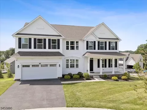 Exterior - 2 Vansickle Ct, Landing, NJ 07850 photo 2 of 5