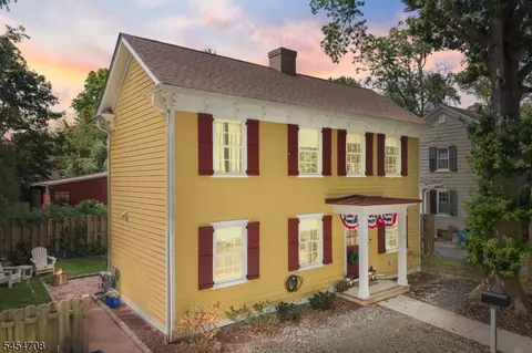 7 Alley Way, Hillsborough, NJ 08844