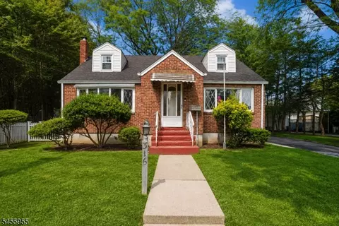 316 Grove St, New Milford, NJ 07646