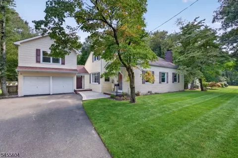 2090 Raritan Rd, Scotch Plains, NJ 07076