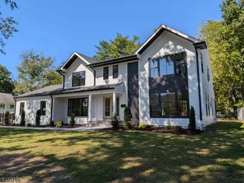 2 Byron Ct, Westfield, NJ 07090
