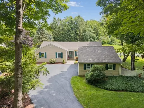 117 South St, Green Township, NJ 07821