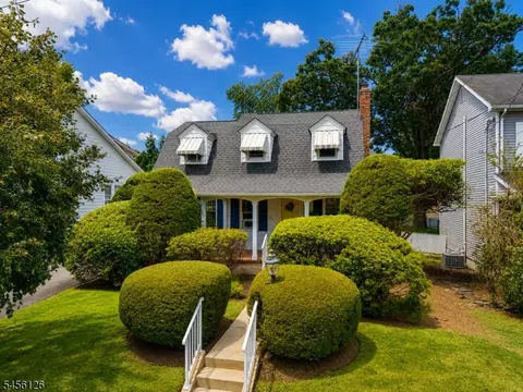 326 Rea Ave, Hawthorne, NJ 07506