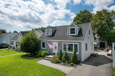56 Schuyler Ave, Pompton Lakes, NJ 07442