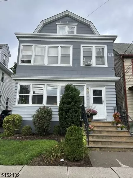 26 Pulaski St, Bloomfield, NJ 07003