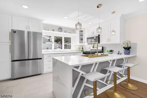 12 Renner Ave, Nutley, NJ 07110