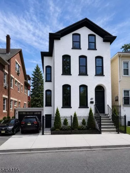 76 Front St, Paterson, NJ 07522