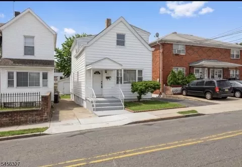 415 Preakness Ave, Paterson, NJ 07502