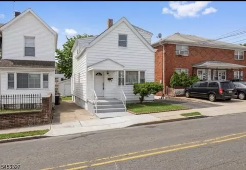 415 Preakness Ave, Paterson, NJ 07502