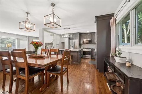Dining - 151 Birch St, Dover, NJ 07801 photo 2 of 4