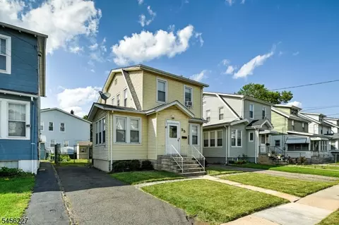 55 Coolidge St, Irvington, NJ 07111
