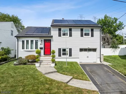 81 Rutan Rd, Belleville, NJ 07109