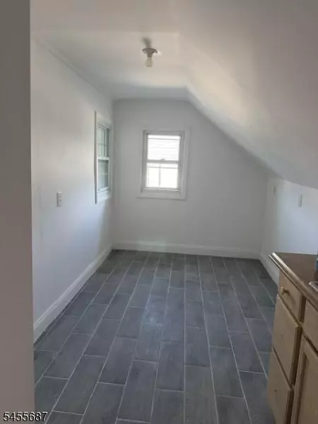 Entry Way - 1007 W 8th St, Plainfield, NJ 07063 photo 3 of 6