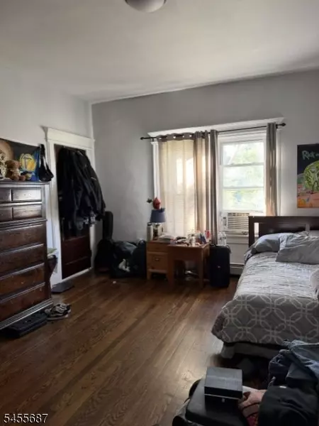 Bedroom - 1007 W 8th St, Plainfield, NJ 07063 photo 5 of 9