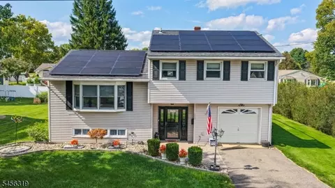 252 W Warren St, Washington, NJ 07882