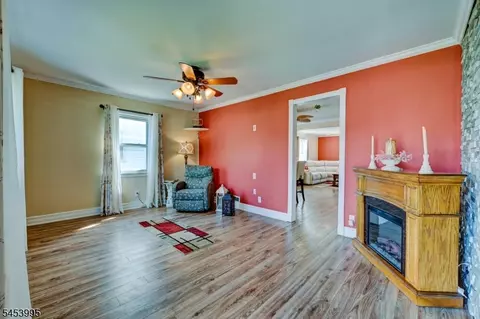 Living - 416 Giles Ave, Middlesex, NJ 08846 photo 1 of 3