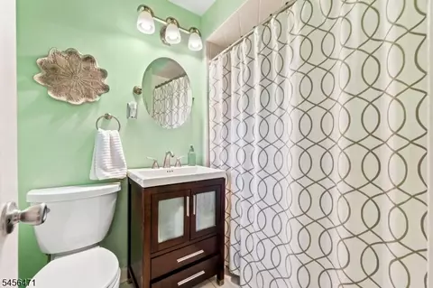 Bath - 100 Prospect Ave #4C, Hackensack, NJ 07601 photo 1 of 1