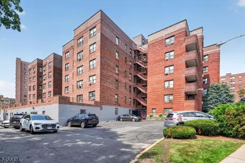 Exterior - 100 Prospect Ave #4C, Hackensack, NJ 07601 photo 4 of 4