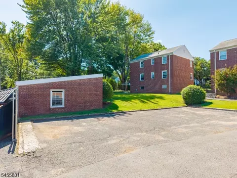 445 Morris Ave, Springfield, NJ 07081 photo 13