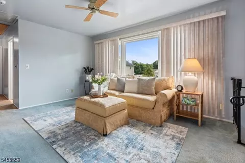 159 Matilda Ave, Somerset, NJ 08873