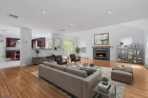 Living - 1460 Alps Rd, Wayne, NJ 07470 photo 2 of 7