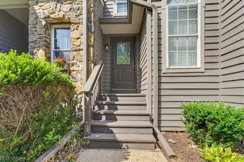 46 Haverhill Ct # E, Princeton, NJ 08540