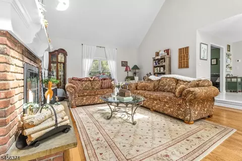 Living - 20 Stonebridge Rd, Hampton, NJ 08827 photo 1 of 2
