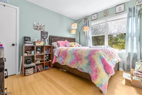 Bedroom - 20 Stonebridge Rd, Hampton, NJ 08827 photo 4 of 4