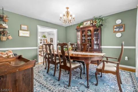 Dining - 20 Stonebridge Rd, Hampton, NJ 08827 photo 3 of 4