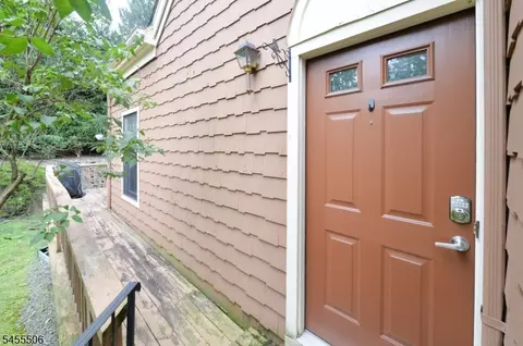 Other - 27 Tanager Ct, Wayne, NJ 07470 photo 4 of 10