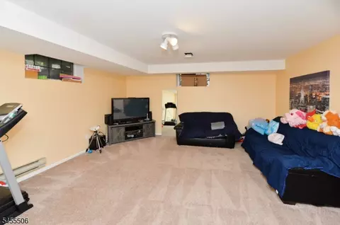 Other - 27 Tanager Ct, Wayne, NJ 07470 photo 2 of 10