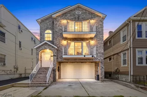 544-546 Bond St, Elizabeth City, NJ 07206