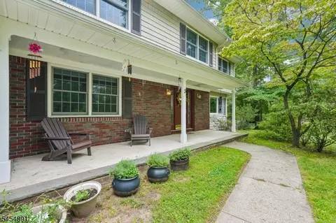 Exterior - 3 Kennedy Ct, Wayne, NJ 07470 photo 4 of 8