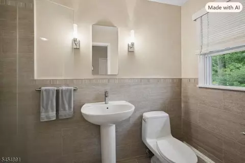 Bath - 3 Kennedy Ct, Wayne, NJ 07470 photo 2 of 3