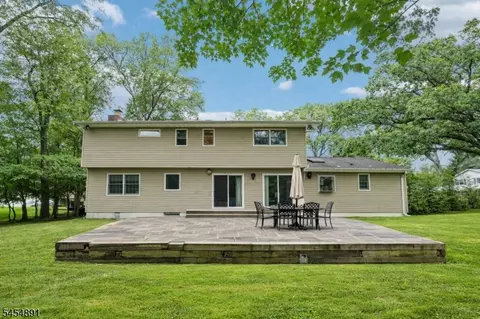 Exterior - 3 Kennedy Ct, Wayne, NJ 07470 photo 7 of 8