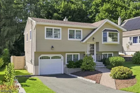 509 Mansel Dr, Landing, NJ 07850