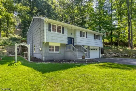 104 Ford Rd, Denville, NJ 07834